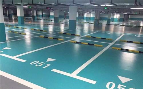 乃东乃东环氧地坪中涂：构筑坚固地面的关键环节